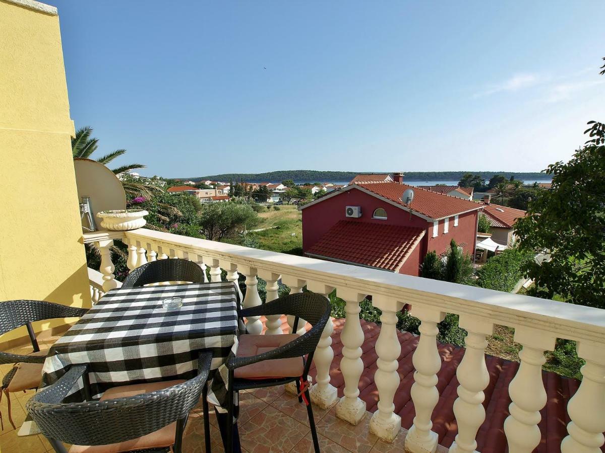 Apartments Bosiljka Rab Town Exterior foto